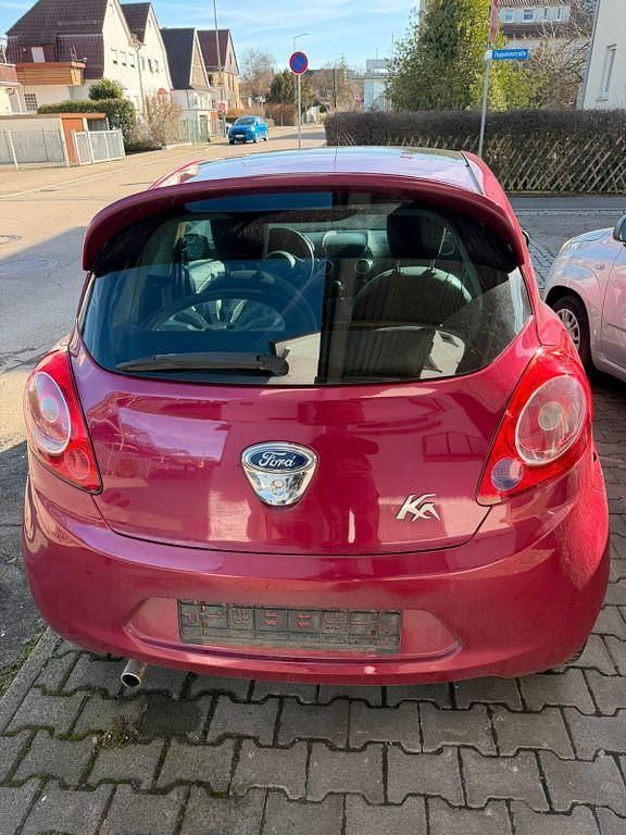 Gebraucht Ford Ka Titanium 69 PS (50 kW) 2014 Violett Kleinwagen