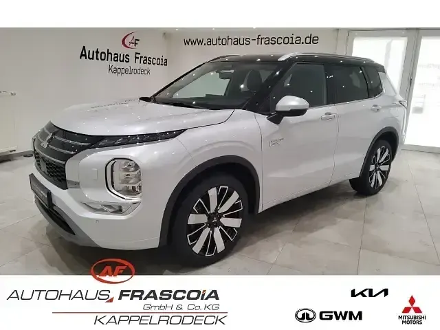 Gebraucht Mitsubishi Outlander P-HEV Top 306 PS (225 kW) 2025 SUV