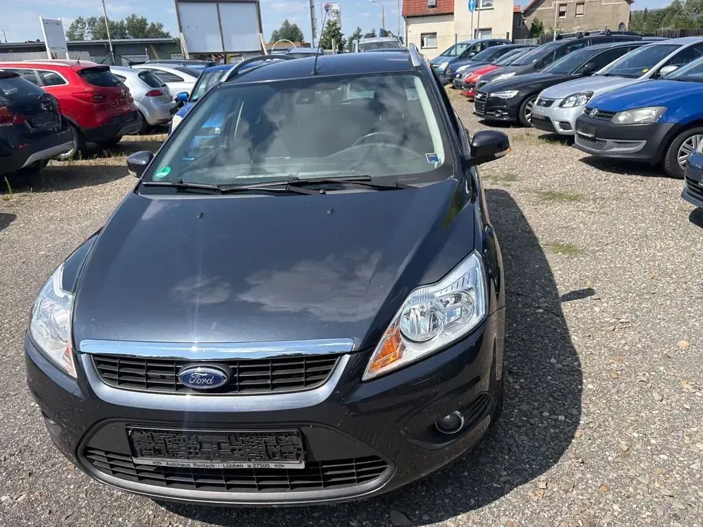 Gebraucht Ford Focus Viva 101 PS (74 kW) 2010 Grau Limousine