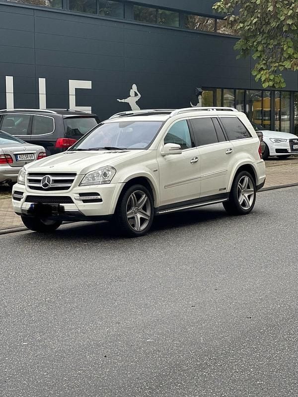 Weiß Gebraucht 2011 Mercedes GL350 SUV | 14.500 € - Bild 1/4