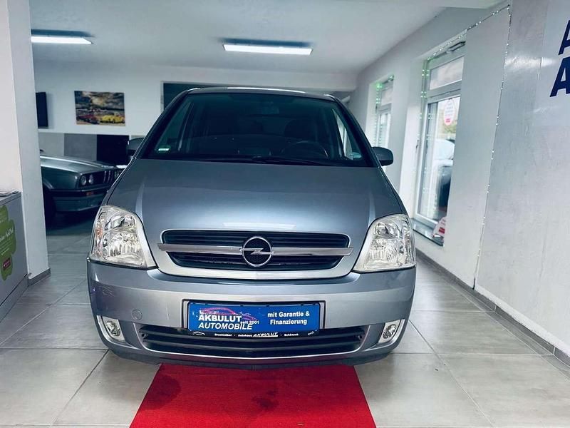 Gebraucht Opel Meriva Cosmo 101 PS (74 kW) 2004 Lichtsilber m2 Van / Kleinbus