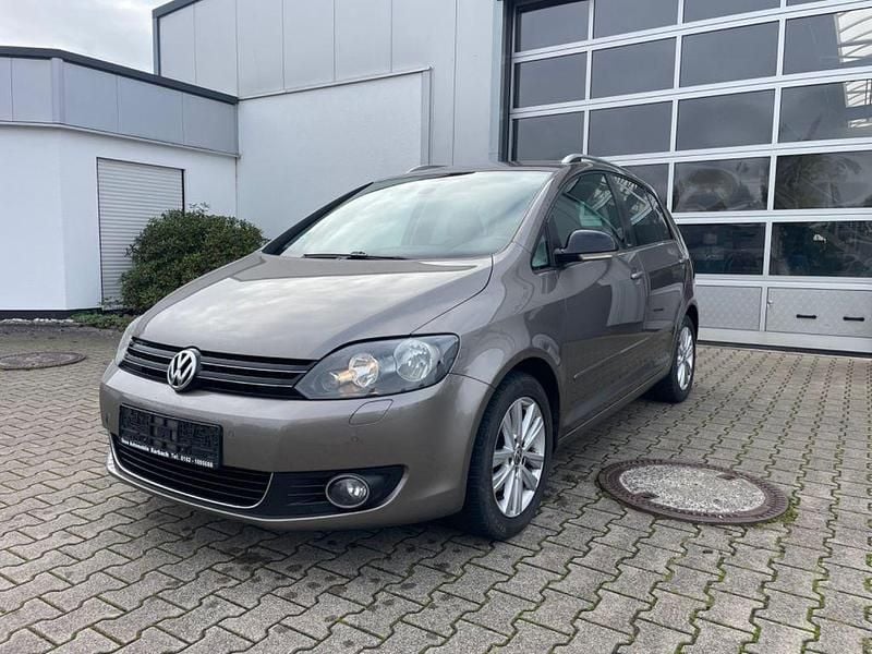 Braun Gebraucht 2012 VW Golf VII Style Limousine | 3.490 € (Superpreis) - Bild 1/4