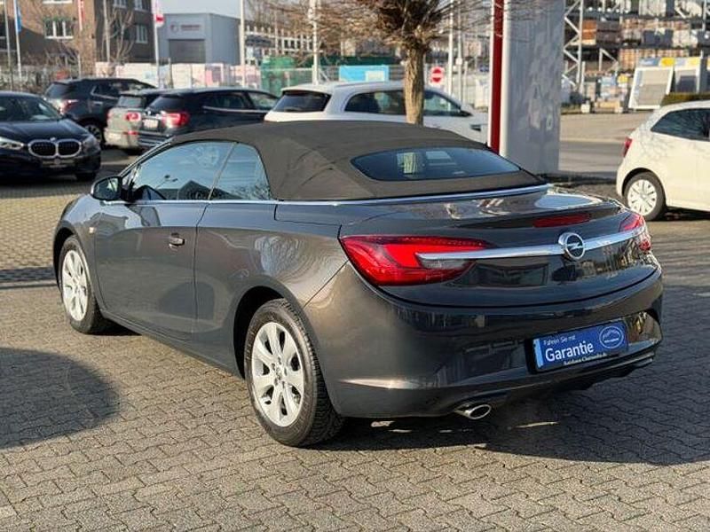 Gebraucht Opel Cascada Edition 135 PS (99 kW) 2013 Plat.anthr./rogrey/0j:silbergr Cabrio