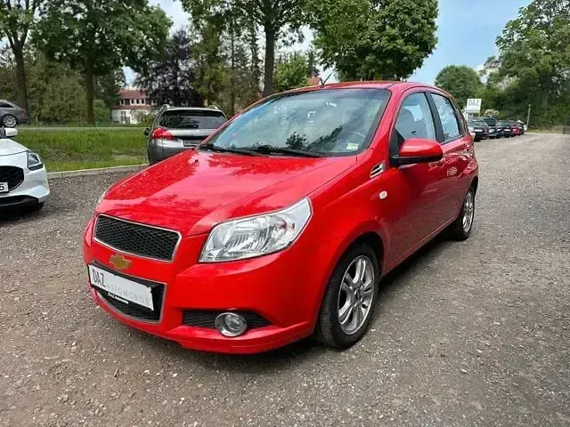 Gebraucht Chevrolet Aveo LT 101 PS (74 kW) 2010 Rot Kleinwagen
