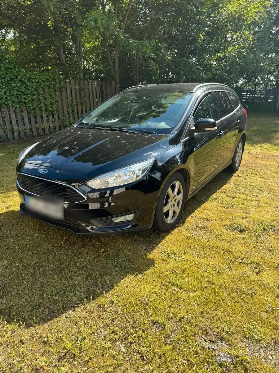 Używany Ford Focus 125 KM (91 kW) 2016 Czarny Kombi