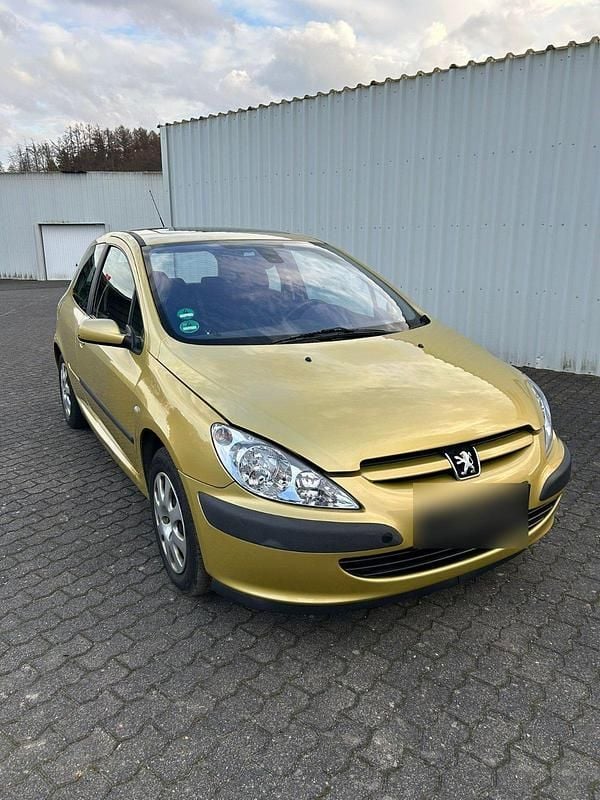 Gebraucht Peugeot 307 108 PS (79 kW) 2004 Gold Kleinwagen