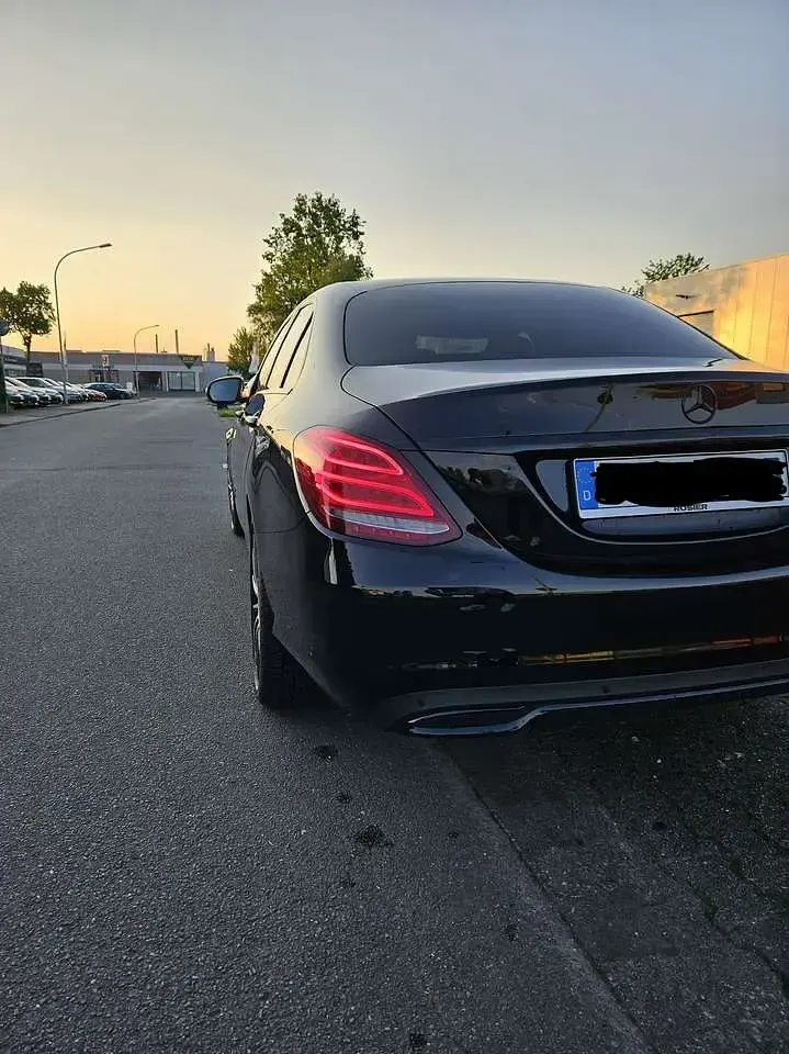Gebraucht Mercedes C200 Avantgarde 184 PS (135 kW) 2016 Limousine