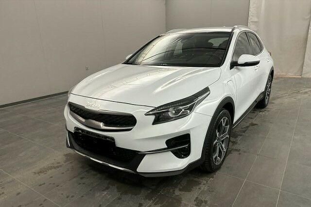Gebraucht Kia XCeed Spirit 141 PS (103 kW) 2022 Weiß SUV