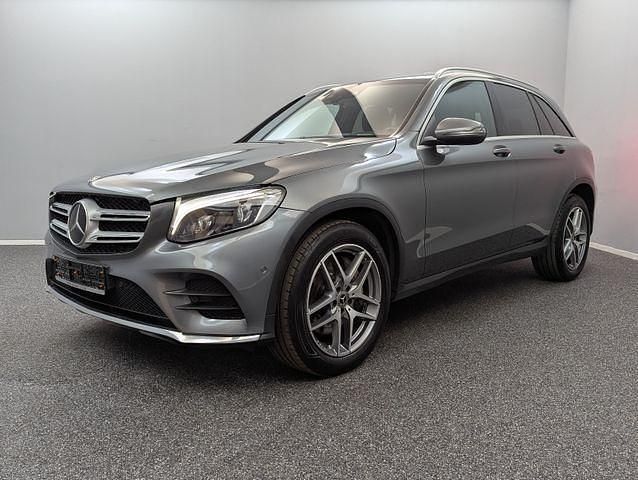 Grau Gebraucht 2019 Mercedes GLC220 AMG SUV | 19.999 € - Bild 1/4