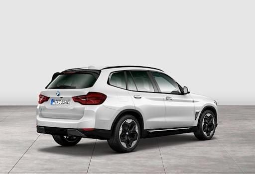 Gebraucht BMW iX3 Performance 210 kW (286 PS) 2021 Weiß SUV