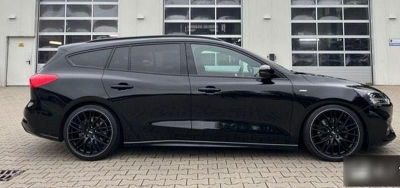 Usata Ford Focus ST-Line 150 CV (110 kW) 2019 Nero Station wagon