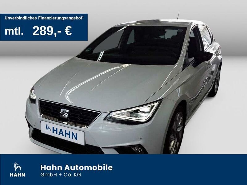 Weiß Gebraucht 2024 Seat Ibiza FR Limousine | 21.430 € (Fairer Preis) - Bild 1/3