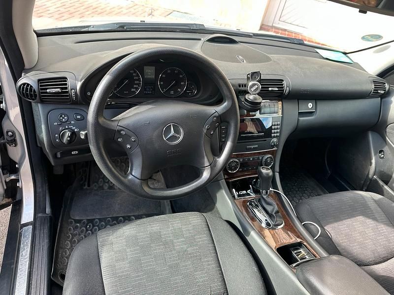 Silber Gebraucht 2005 Mercedes C180 Kombi | 5.500 € (Teuer) - Bild 1/4
