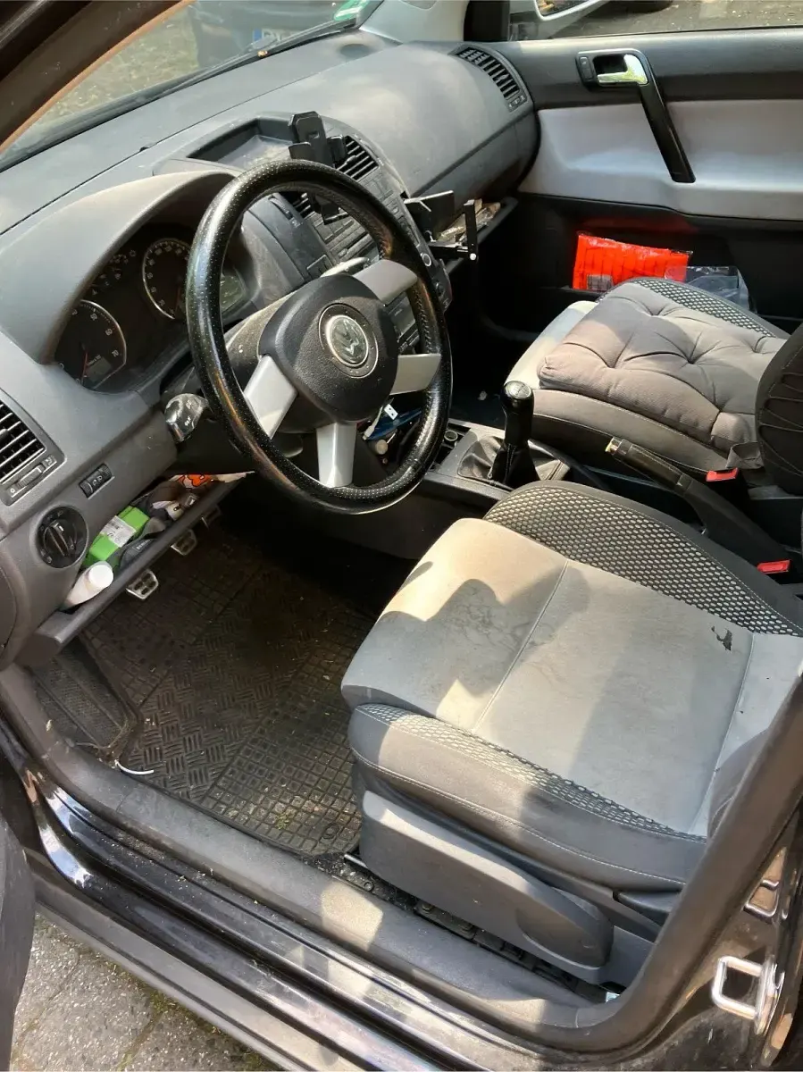 Gebraucht VW Polo Cross 80 PS (58 kW) 2006 Schwarz Kleinwagen