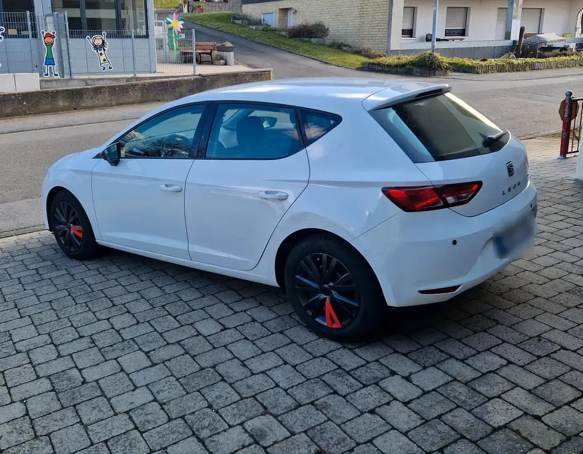 Occasion Seat Leon 110 ch (80 kW) 2015 Blanc Berline