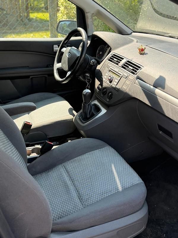 Gebraucht Ford C-MAX 100 PS (73 kW) 2006 Andere farben Van / Kleinbus