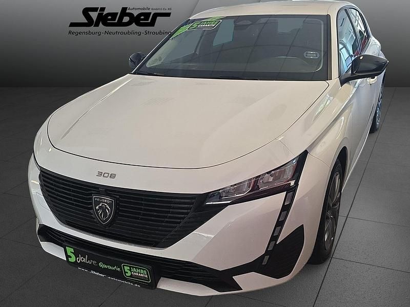 Gebraucht Peugeot 308 Active 110 PS (80 kW) 2022 Weiss