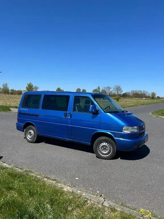 Używany VW T4 102 KM (75 kW) 2000 Czarny Van