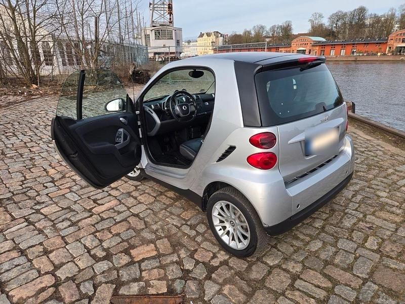 Gebraucht Smart ForTwo Coupé 71 PS (52 kW) 2008 Silber Coupé
