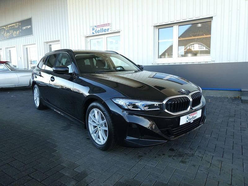Schwarz Gebraucht 2024 BMW 318 Limousine | 27.890 € (Superpreis) - Bild 1/4