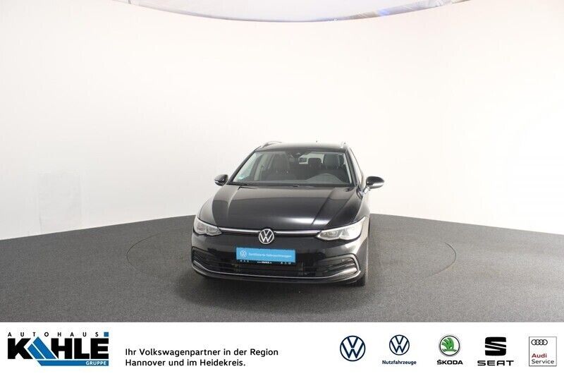 Gebraucht VW Golf VIII Move 110 PS (80 kW) 2023 Schwarz Kombi