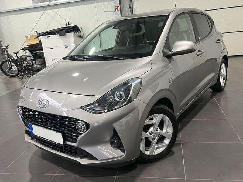 Grau Gebraucht 2022 Hyundai i10 Kleinwagen | 11.995 € (Fairer Preis) - Bild 1/4