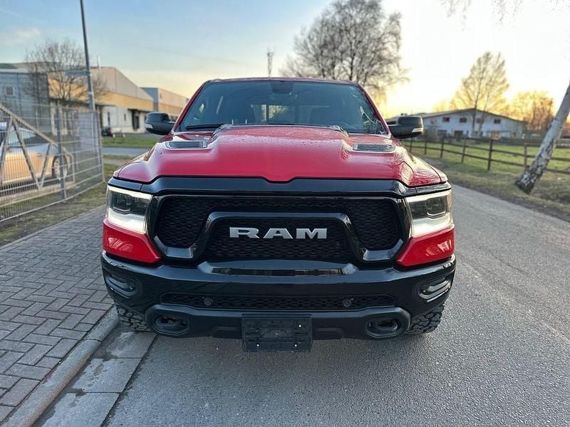 Usata Dodge Ram 401 CV (294 kW) 2020 Rosso Pick-up