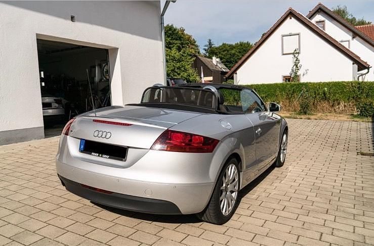 Gebraucht Audi TT Roadster 160 PS (117 kW) 2009 Silber Cabrio