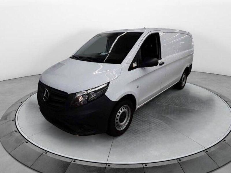Arktikweiss Gebraucht 2022 Mercedes Vito Van / Kleinbus | 17.901 € (Guter Preis) - Bild 1/4