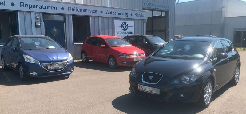 Schwarz Gebraucht 2012 Seat Leon Copa Limousine | 4.999 € (Guter Preis) - Bild 1/4