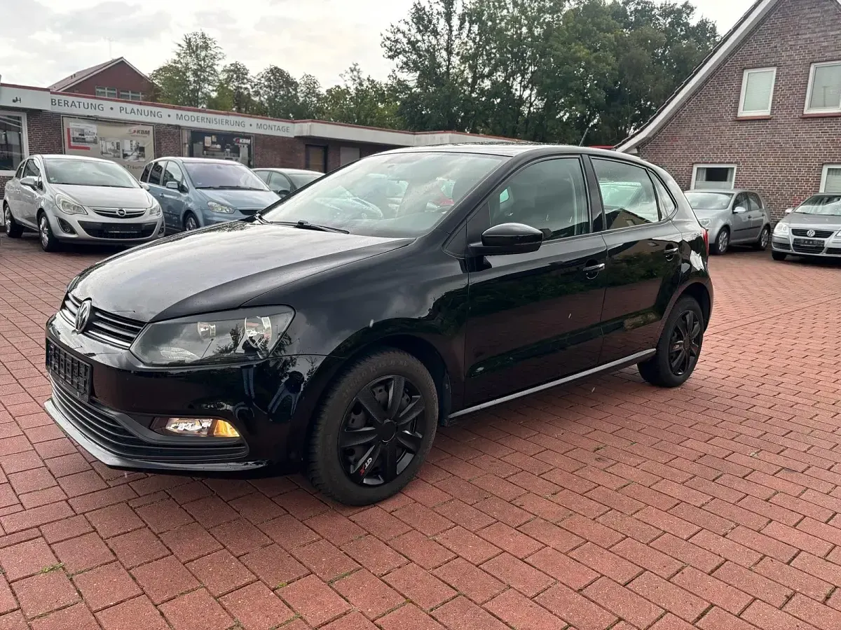 Gebraucht VW Polo 60 PS (44 kW) 2015 Schwarz Kleinwagen