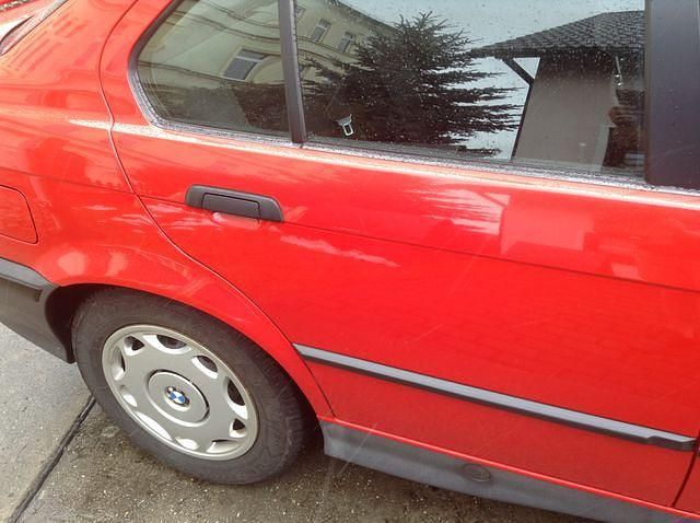 Brugt BMW 318 113 HK (83 kW) 1993 Rød Sedan