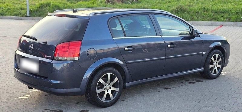 Gebraucht Opel Signum 150 PS (110 kW) 2006 Kleinwagen