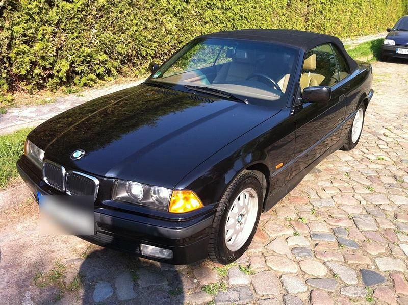 Gebraucht BMW 320 Cabriolet 150 PS (110 kW) 1997 Schwarz Cabrio