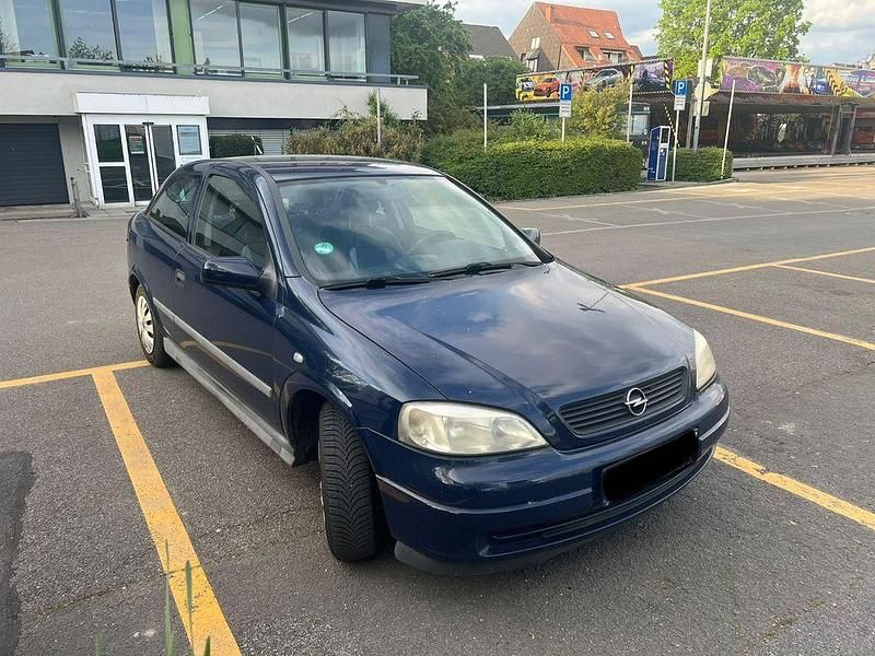 Gebraucht Opel Astra 75 PS (55 kW) 1999 Blau Coupé