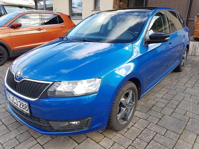 Gebraucht Skoda Rapid Ambition 90 PS (66 kW) 2017 Blau Kleinwagen