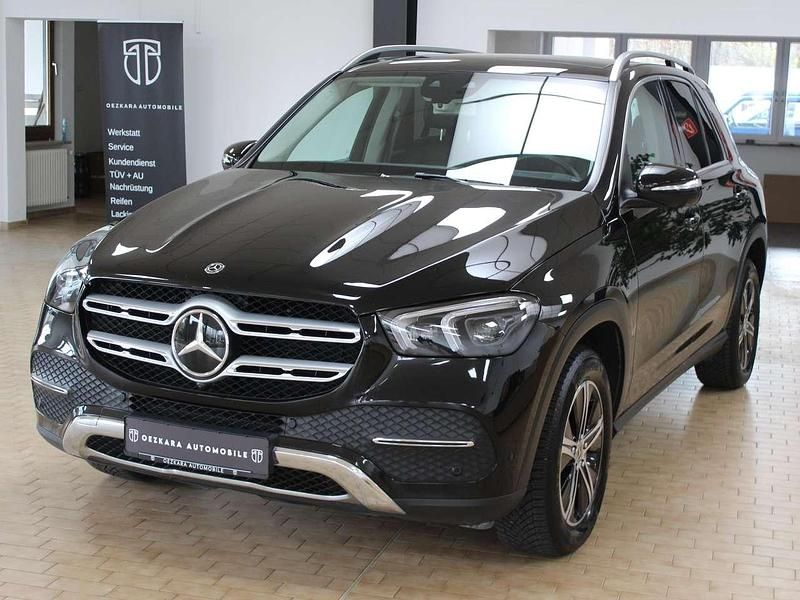 Obsidianschwarz metalliclack Gebraucht 2020 Mercedes GLE300 SUV | 51.950 € (Guter Preis) - Bild 1/4