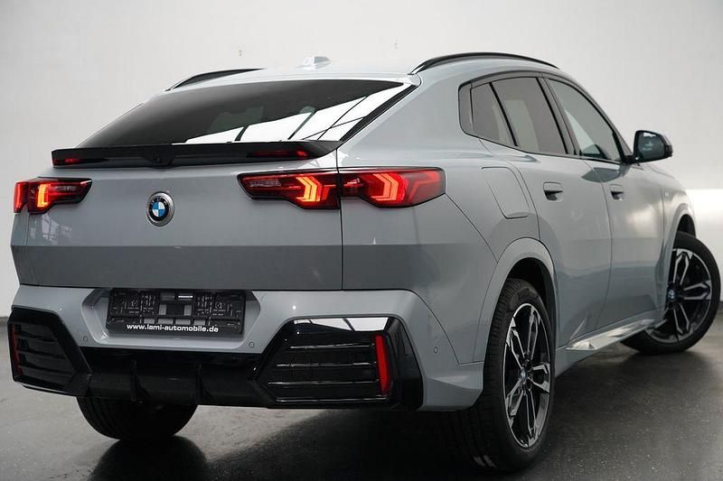 Gebraucht BMW X2 M Sport 150 PS (110 kW) 2024 Grau SUV