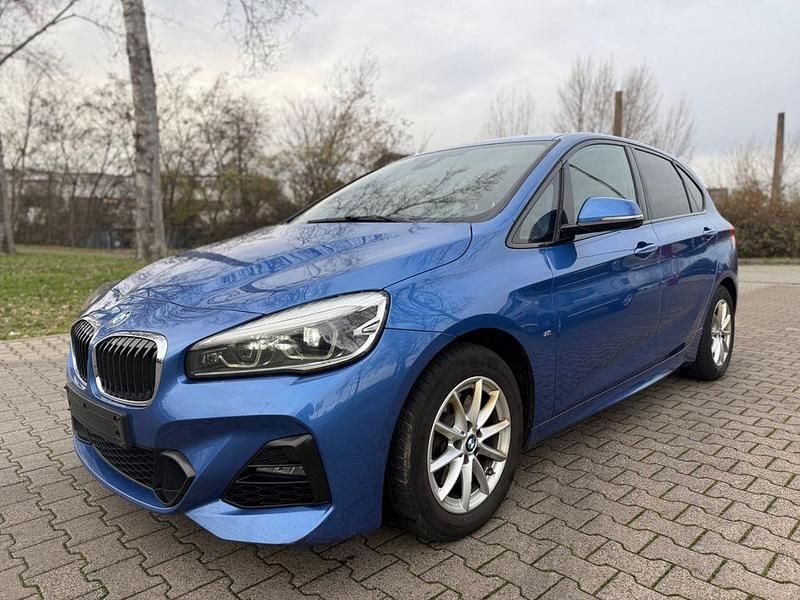 Blau Gebraucht 2020 BMW 220 Active Tourer M Sport Van / Kleinbus | 13.700 € - Bild 1/4