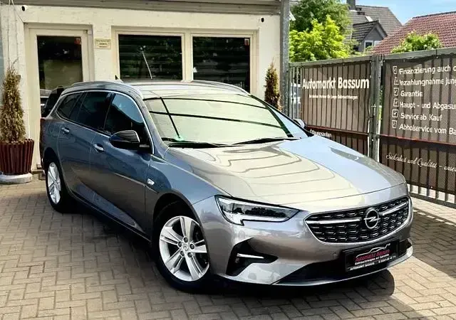 Używany Opel Insignia Elegance 174 KM (127 kW) 2020 Szary Kombi