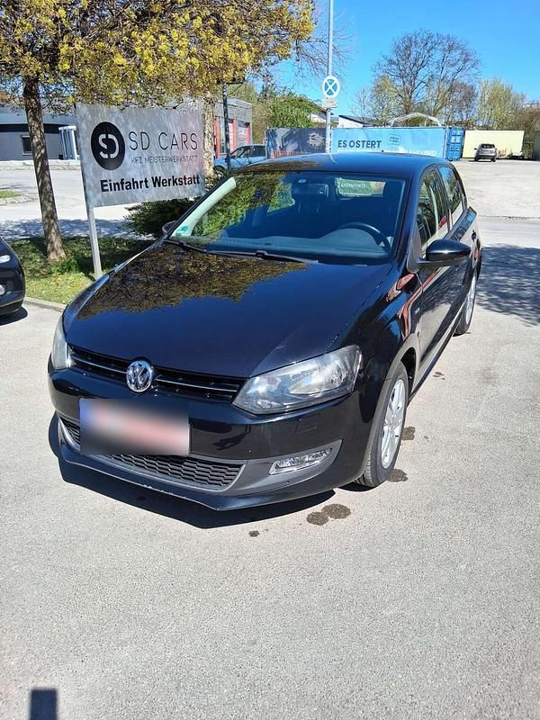 Second-hand VW Polo Match 90 CP (66 kW) 2012 Negru Hatchback