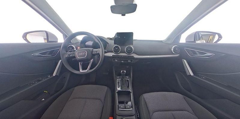 Gebraucht Audi Q2 Ambiente 150 PS (110 kW) 2024 Weiß SUV