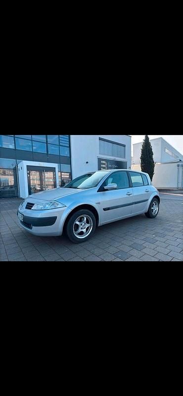 Gebraucht 2005 Renault Mégane II Kleinwagen | 2.900 € (Teuer) - Bild 1/4