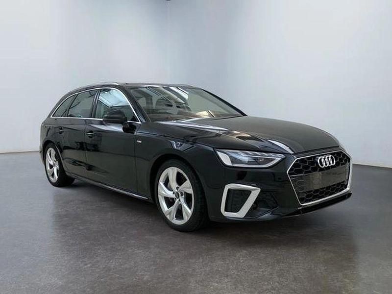 Schwarz Gebraucht 2024 Audi A4 S-line plus Kombi | 34.649 € (Superpreis) - Bild 1/1