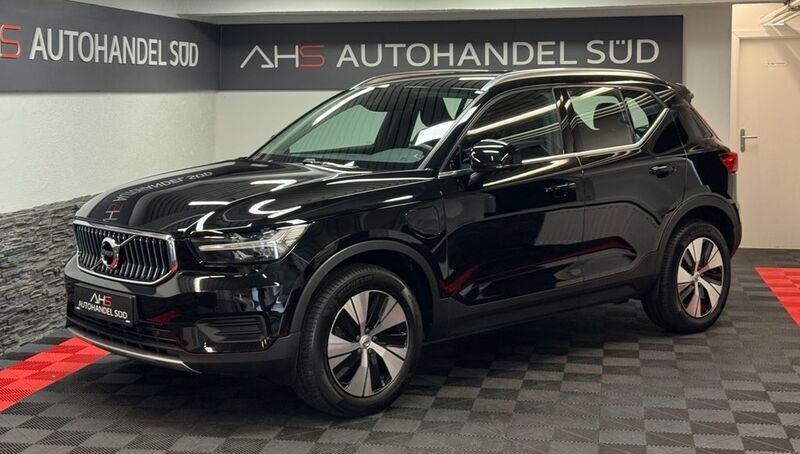 Black stone Gebraucht 2022 Volvo XC40 Inscription SUV | 26.999 € (Guter Preis) - Bild 1/4