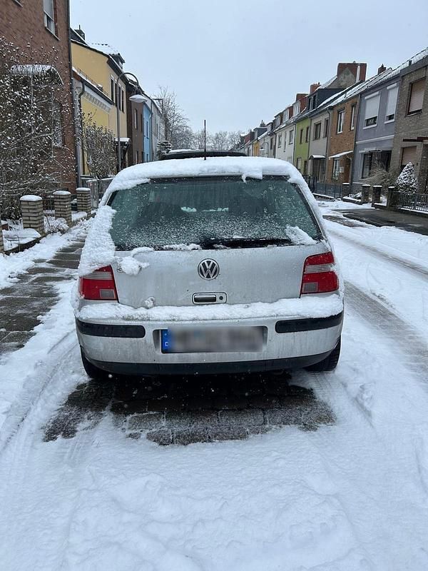Gebraucht VW Golf IV 75 PS (55 kW) 2003 Silber Kleinwagen