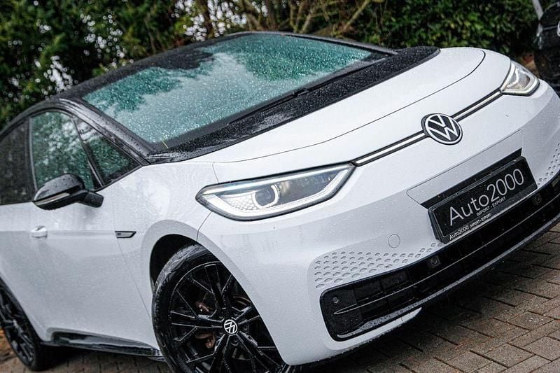 Gebraucht VW ID.3 Pro Performance 150 kW (204 PS) 2020 Weiß Kleinwagen