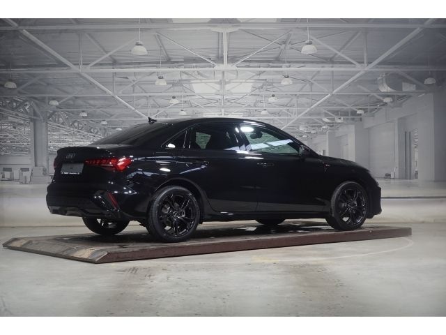 Neu Audi A3 S-Line 150 PS (110 kW) 2025 Mythosschwarz metallic Limousine