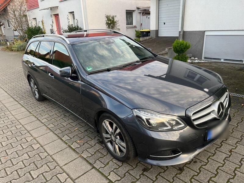Gebraucht Mercedes E350 Avantgarde 252 PS (185 kW) 2013 Kombi