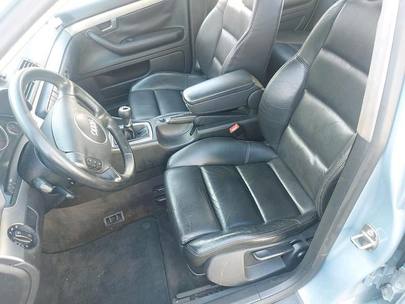 Gebraucht Audi A4 180 PS (132 kW) 2001 Blau Limousine